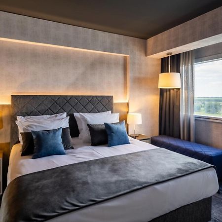Hotel オシエク エクステリア 写真